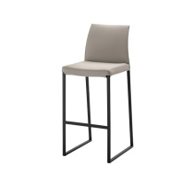 Trica CURVOSTOOLSS - CURVO Counter Stool